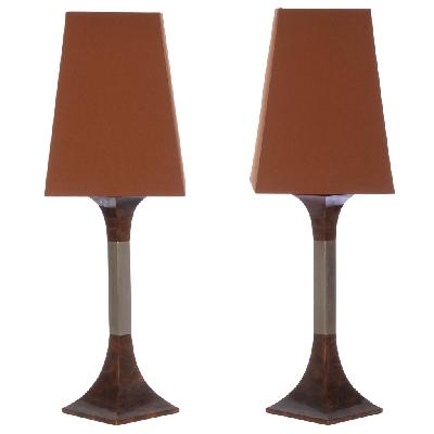 Par de lámparas de mesa de madera enchapada y aluminio cromado