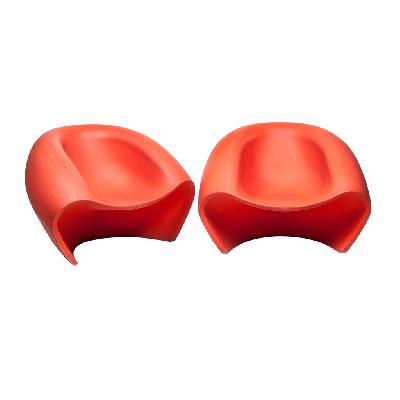 Marco Maran para Parri. Par de sillones Lovely en polietileno naranja (P/U)