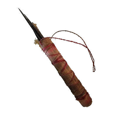 Carcaj amazónico de madera con lanzas para veneno