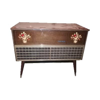 Mueble para tocadiscos marca Philco en madera laminada con marquetería