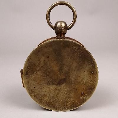 Reloj de velador en latón