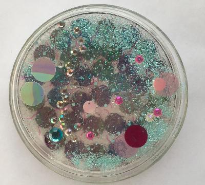 Pilar Pedroza. Moléculas Incógnitas.